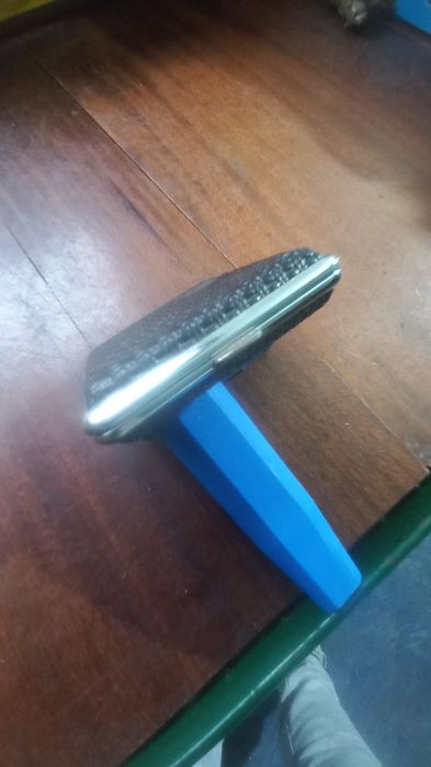 Cigarreira em metal e couro