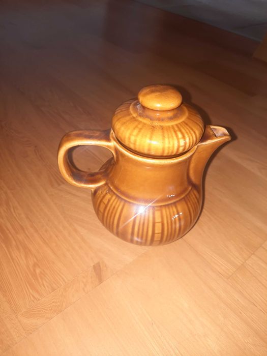 Dzbanek na esencje firmy Colditz