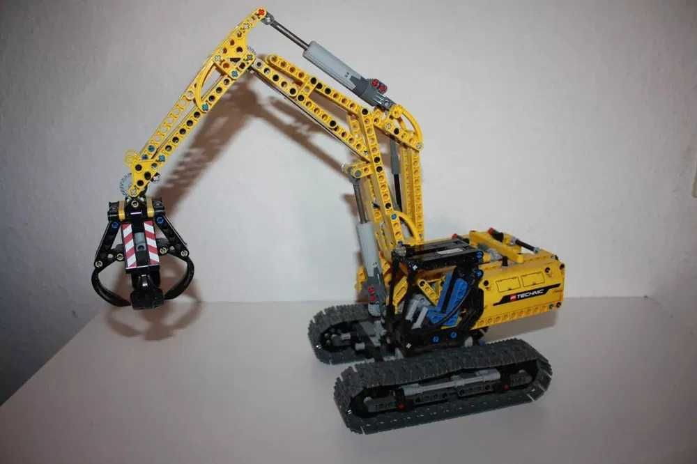 Lego Technic 42006 Koparka lub maszyna budowlana .