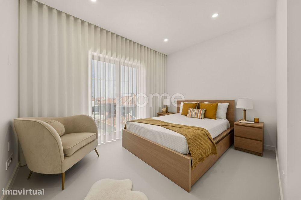 Apartamento T3 com 3 lugares de garagem no Bairro Novo da Abóboda