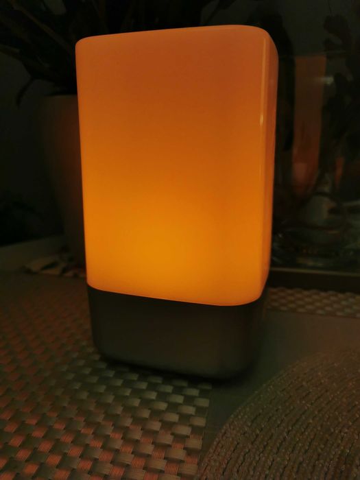 Budzik-lampka Raguso z symulacją wschodu słońca