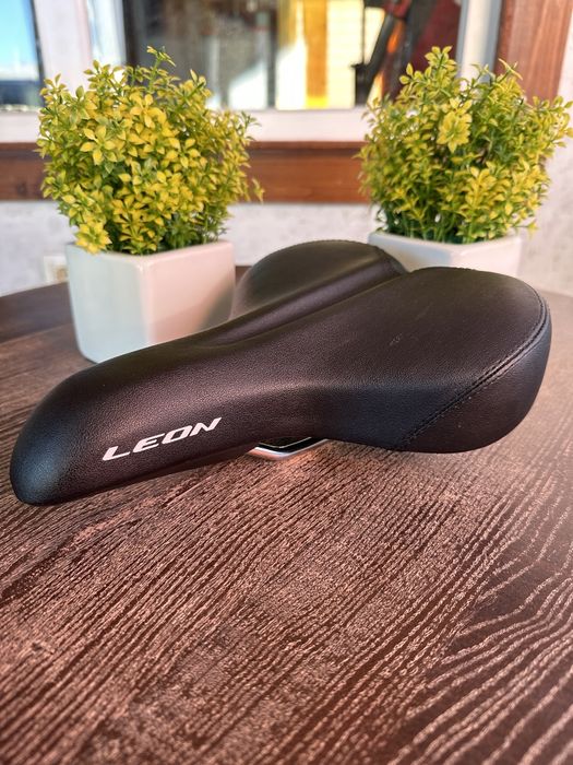 Сидушка на велосипед Leon 262*195 Седло велосипедное Сиденье Новое