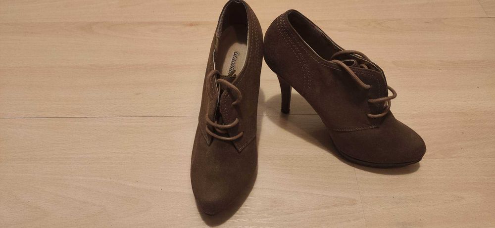Półbuty damskie na szpilce, brązowe, 36