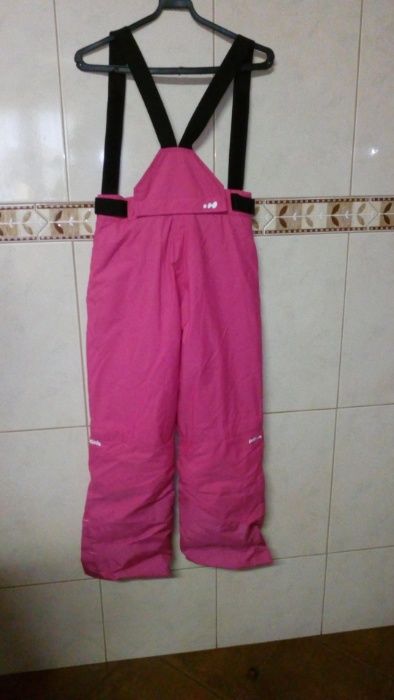 Fato de neve completamente novo e usado uma vez.