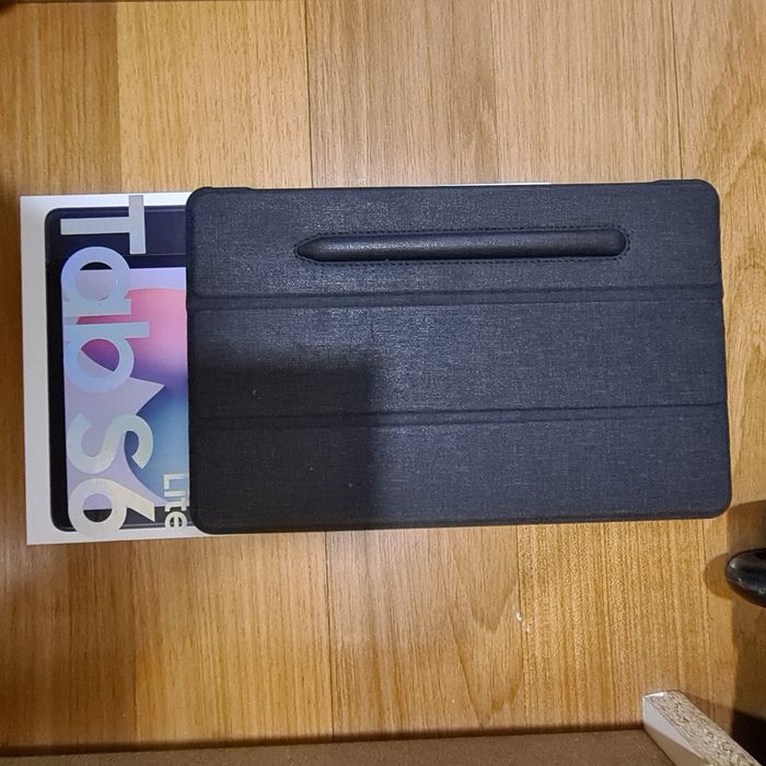 Samsung S6 Lite Wifi + 4G com teclado  Bluetooth