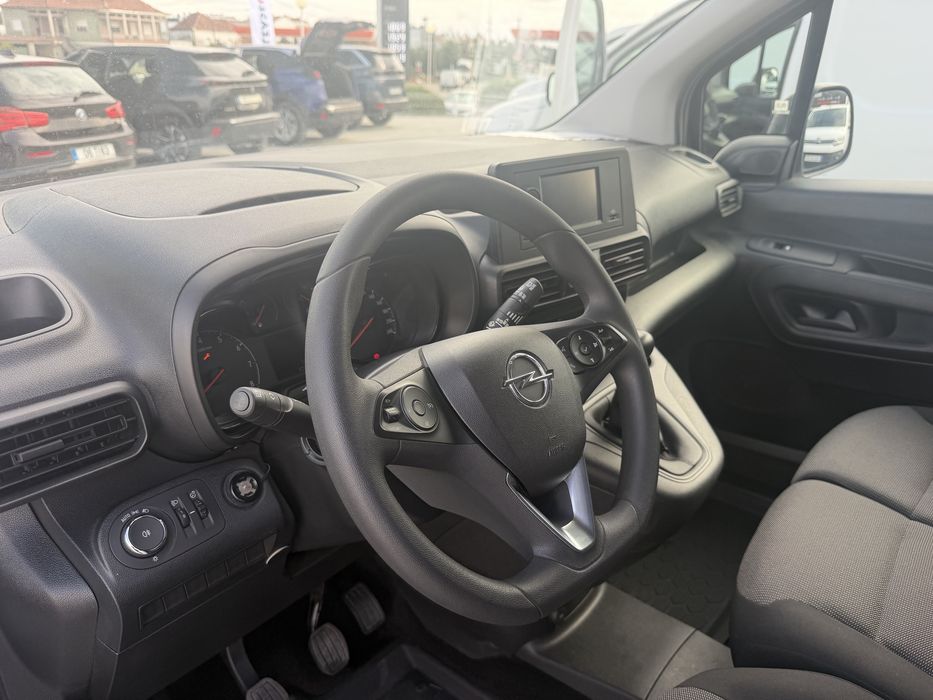 Opel Combo Longa 1.5 CDTI 102 cv 2023 Nacional Já  com Iva no Preço !
