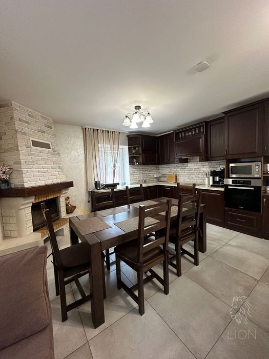 Без % Продаж Будинку 200 кВ.м. Басейн , 14,5 соток. Пухівка