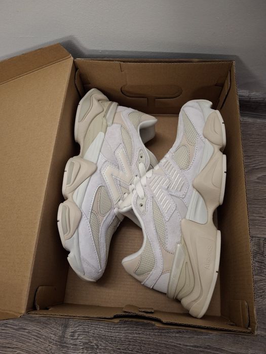 New Balance 9060