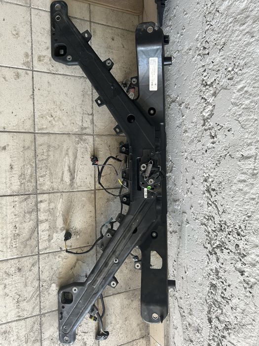 Панель передняя Tesla Model 3