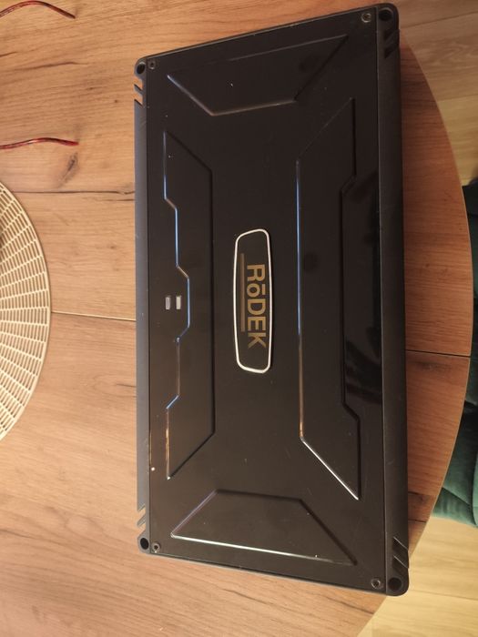 Wzmacniacz car audio rodek