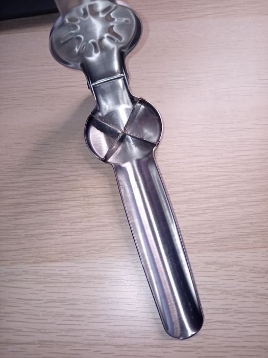 Ferramenta Descascar Castanhas/Nozes