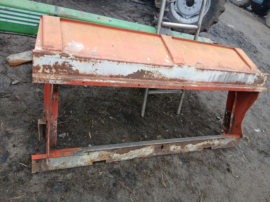 Продам перехідну рамку.Для жатки олімак драго. До Комбайна Масей .