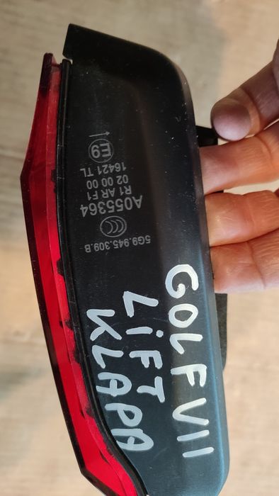 Lampa lewa tył VW Golf VII lift w klape