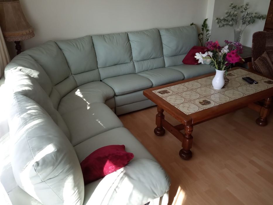 Piekny skórzany narożnik!