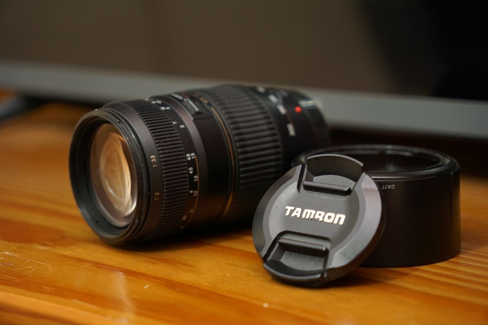 Objetiva Tamron AF 70-300mm F/4-5.6 XR Di LD Macro - Canon EF-mount