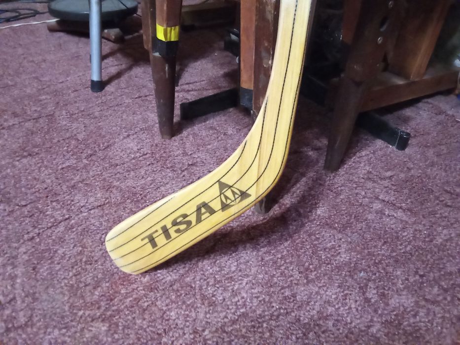 Клюшки хоккейные