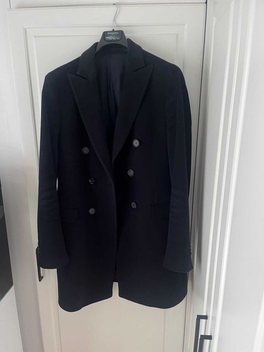 Elegancki płaszcz dwurzędowy Oscar Jacobson - kaszmir