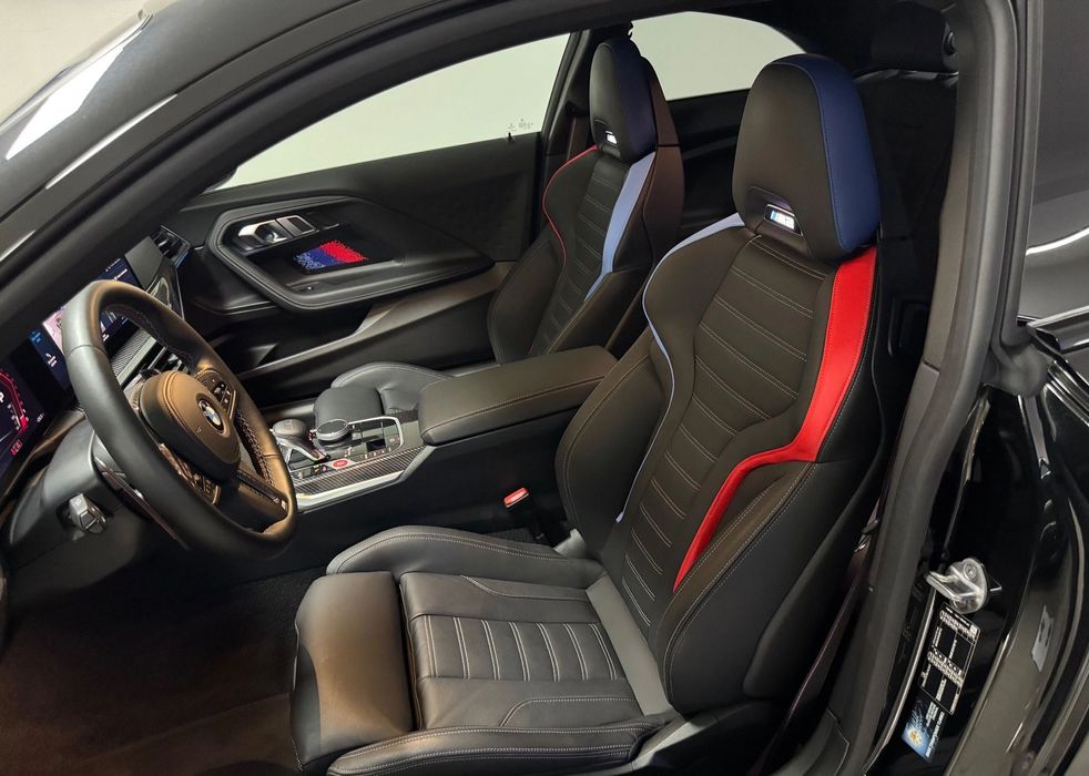 BMW M2 Coupé (G87) Aut. — Full Carbono & M Drivers Package — Configuração Exclusiva