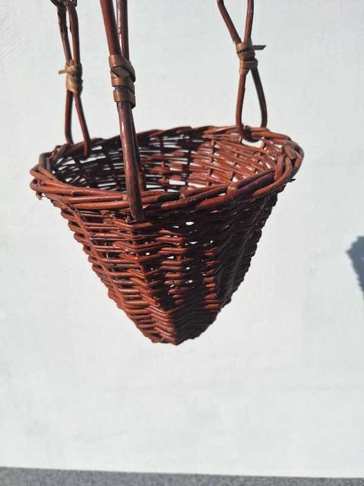Koszyk wiklinowy wiklina kosz kwiaty wisząca doniczka osłonka ciemna