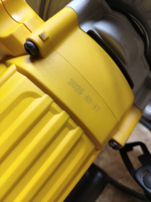 Pilarka tarczowa DeWalt DWE560 184 mm