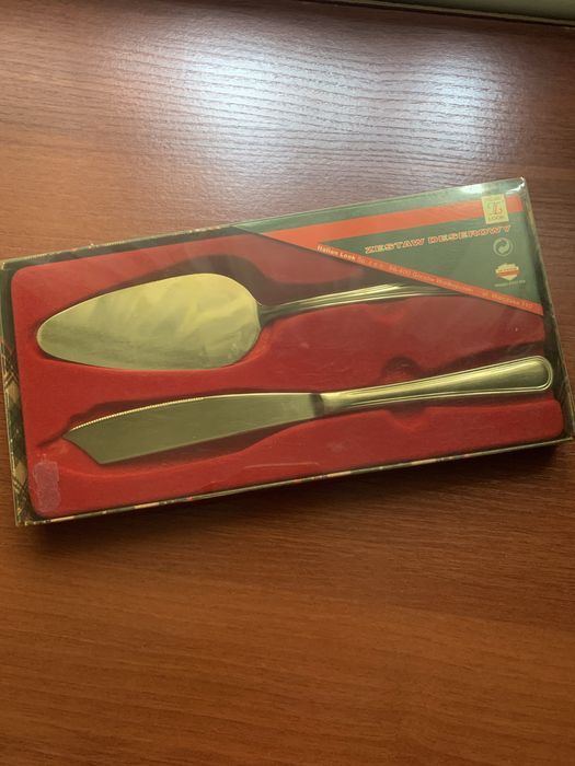 Нож и лопатка для торта