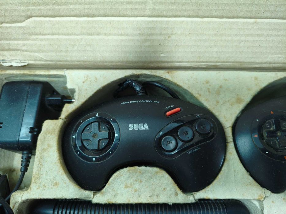 Sega Mega Drive II Consola