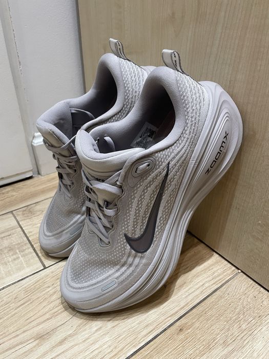 Nike Vomero Plus