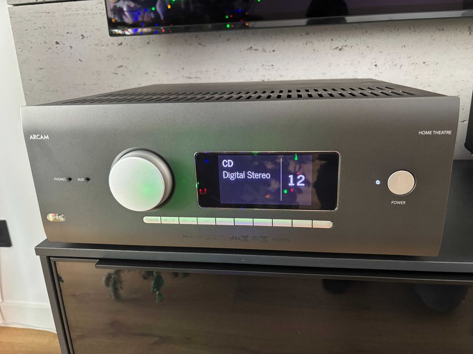 Amplituner Arcam AVR5