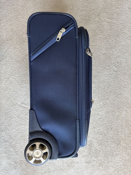 Mala Samsonite – Medida Cabine (49x38x20) – Bom Estado
