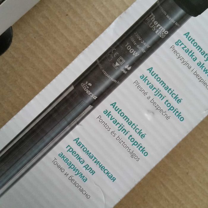 Thermo PLUS 100 грелка для аквариума