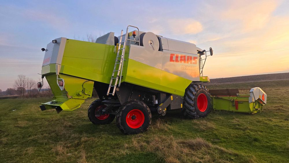 Комбайн зернозбиральний claas lexion 420 cat