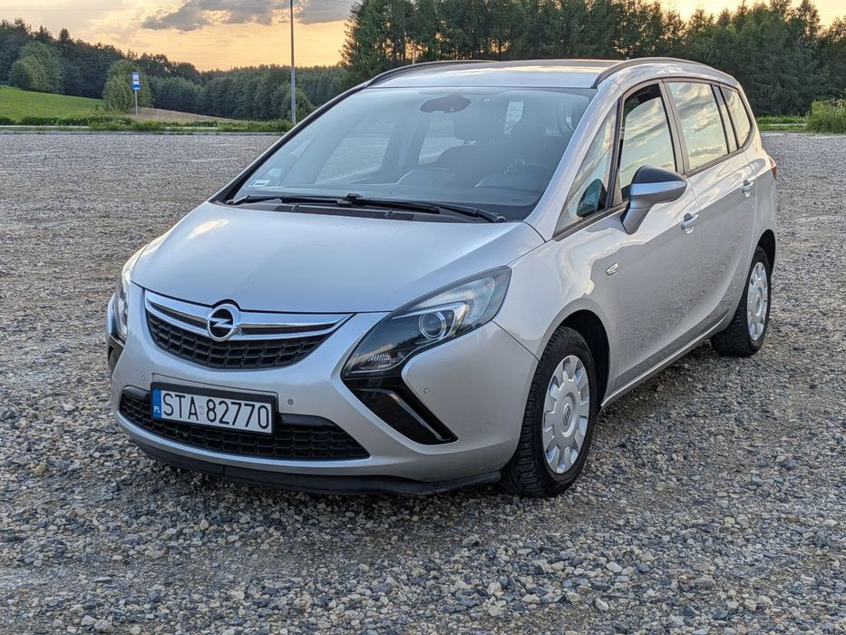 Opel Zafira Oryginał , Serwisowany , nowy rozrząd , kmpl sprzegło ! Zobacz