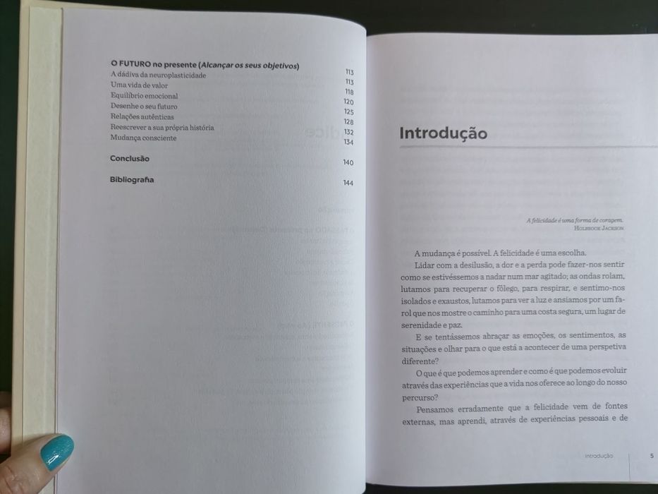 Livro "O Tempo da Felicidade" de Monica Bertelli