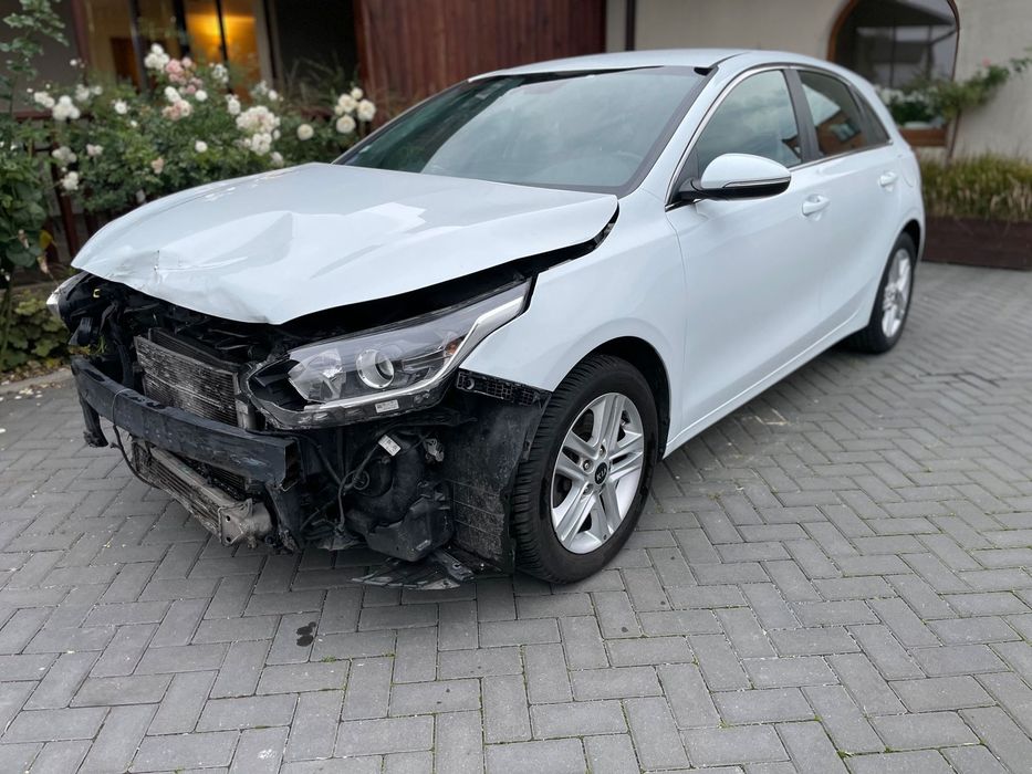 Kia Ceed Kia Ceed III 1.4 T-GDI nowy model! Automat! Bogata wersja! HB