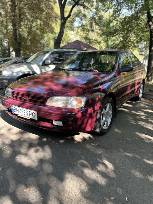 Продам TOYOTA Carina