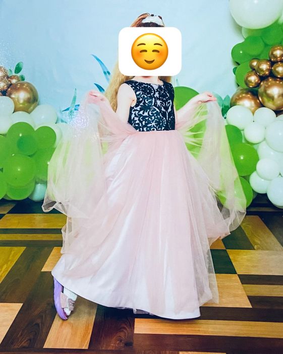 Плаття на випускний в садочку