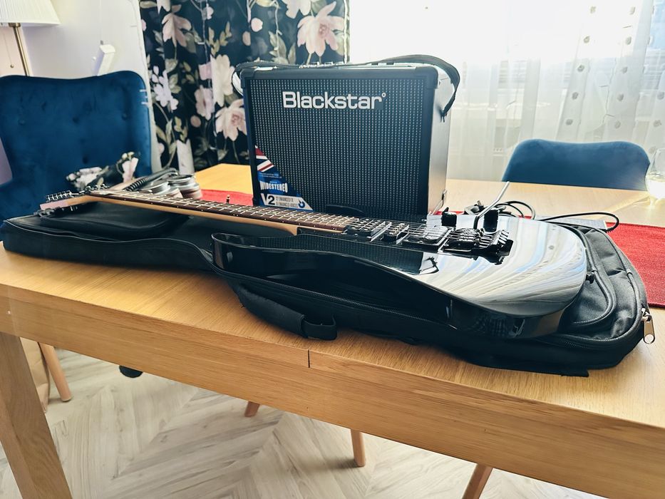 Gitara ibanez z wzmacniaczem