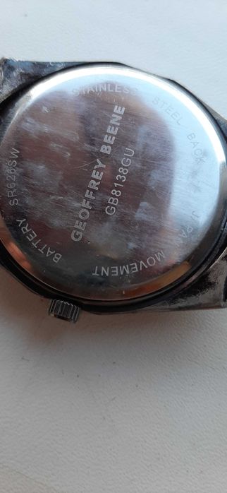 Часы Geoffrey Beene, Япония