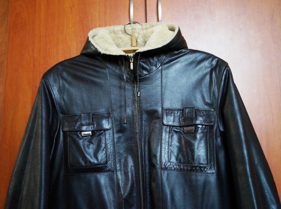 Продам дублёнку кожаную на меху.