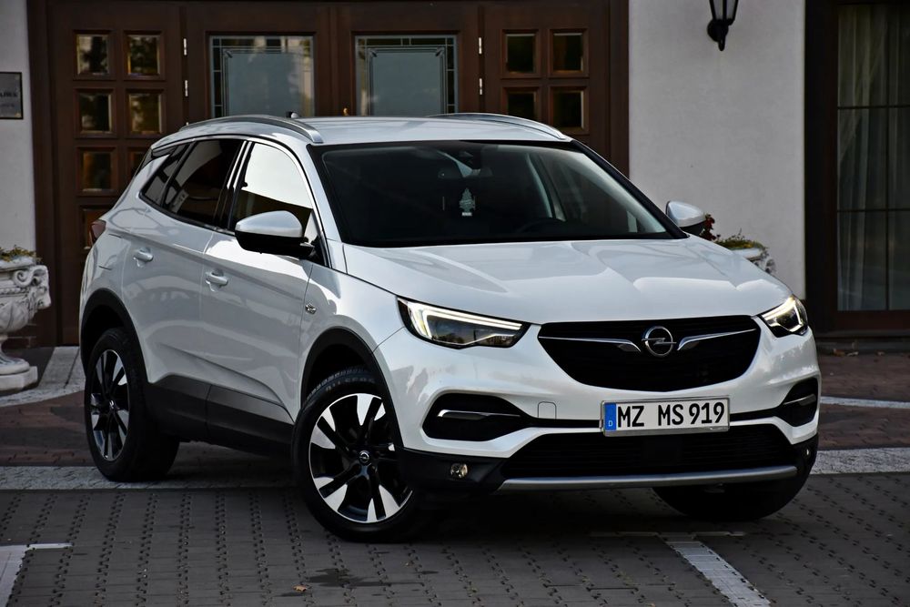 Opel Grandland X 177km Navi Alu 18' Perła Klimatronic Full LED X 2 PdcX 2 Kamera Chrom