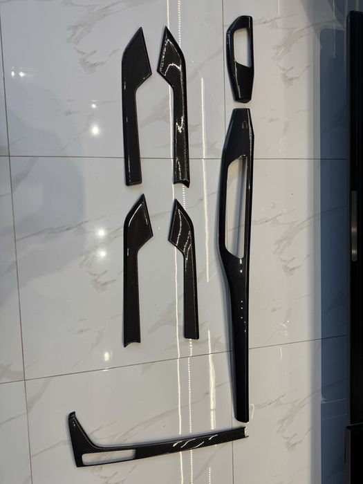 Карбоновые элементы в салон для Audi A4 B9, A5 B9 Карбон накладки