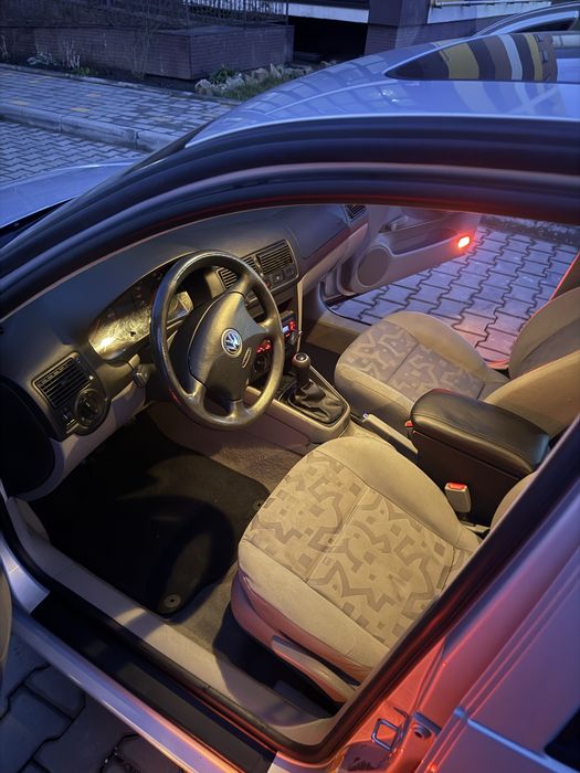Volkswagen Golf 4 1998 1.4