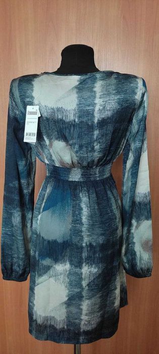 Шелковое платье Sisley XS-S