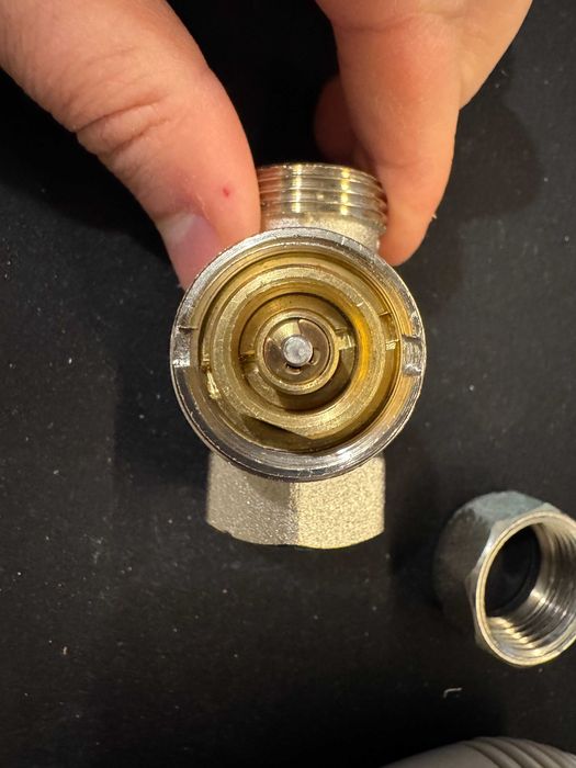 Zestaw VALVEX - zawór prosty 1/2 + głowica - NOWE, 35szt kpl