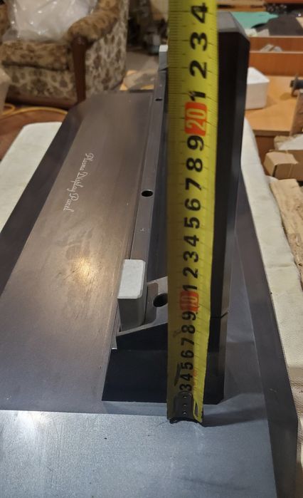 Подставка под телевизор