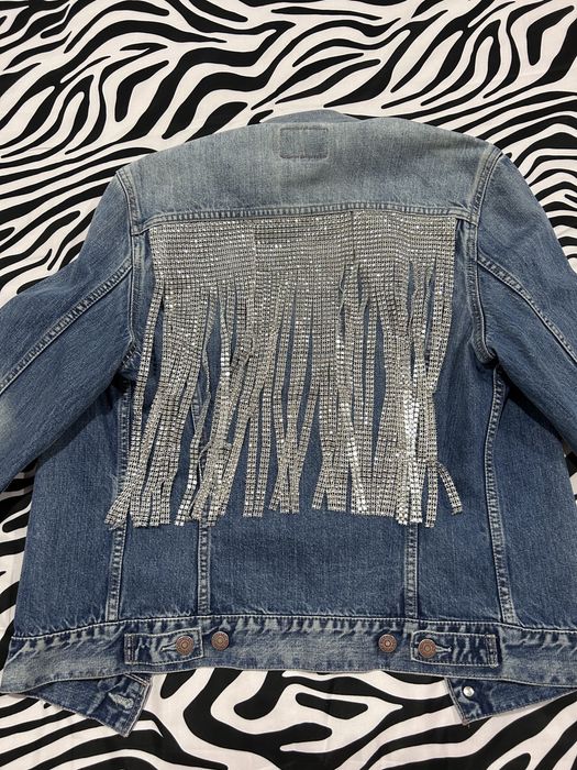 Casaco da Levis costumizado