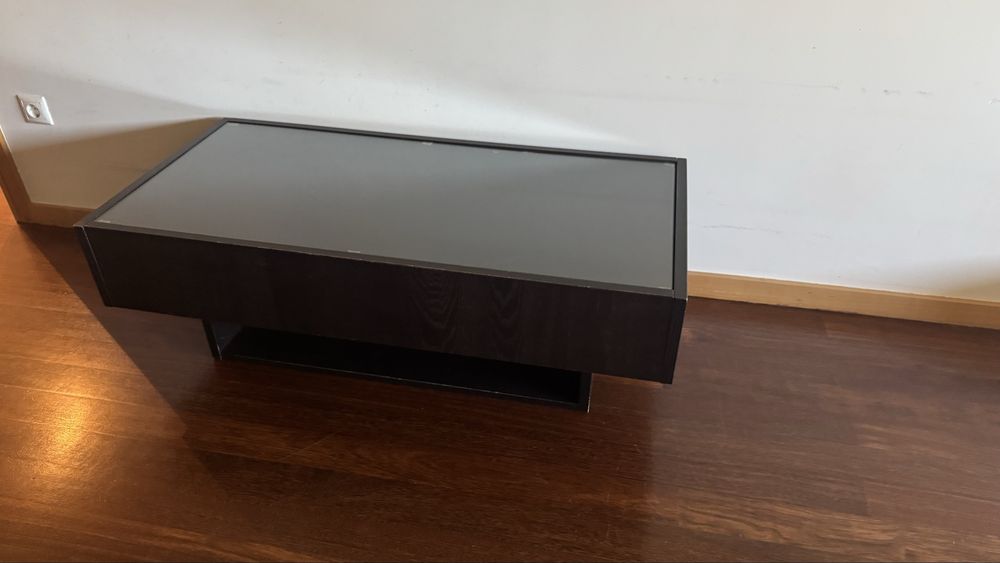 Mesa de centro em madeira