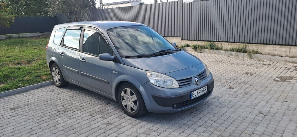 Scenik 2 grand 1,6