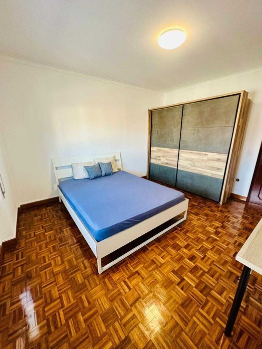 Arrenda-se Quarto Mobilado – Pinhal Novo Despesas incluídas