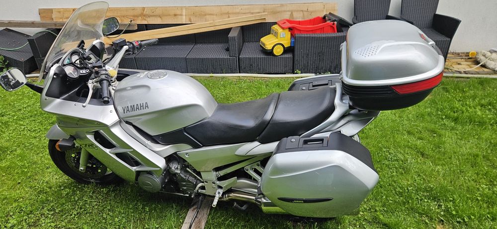 Yamaha FJR 1300 2002r. – 3 kufry, gotowa do jazdy